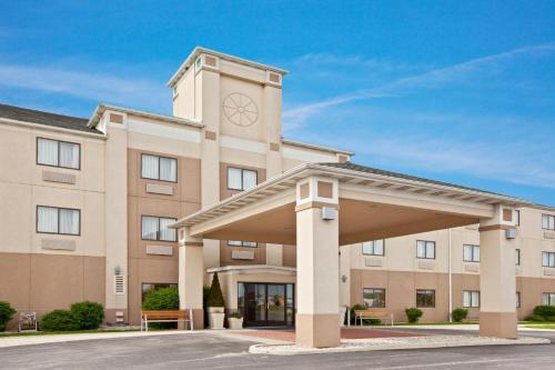 Фотография гостиницы Holiday Inn Express Adrian, an IHG Hotel