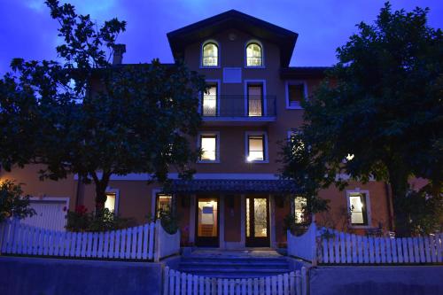 Фотографии гостевого дома
Dolomitiloungebelluno Mountain resources