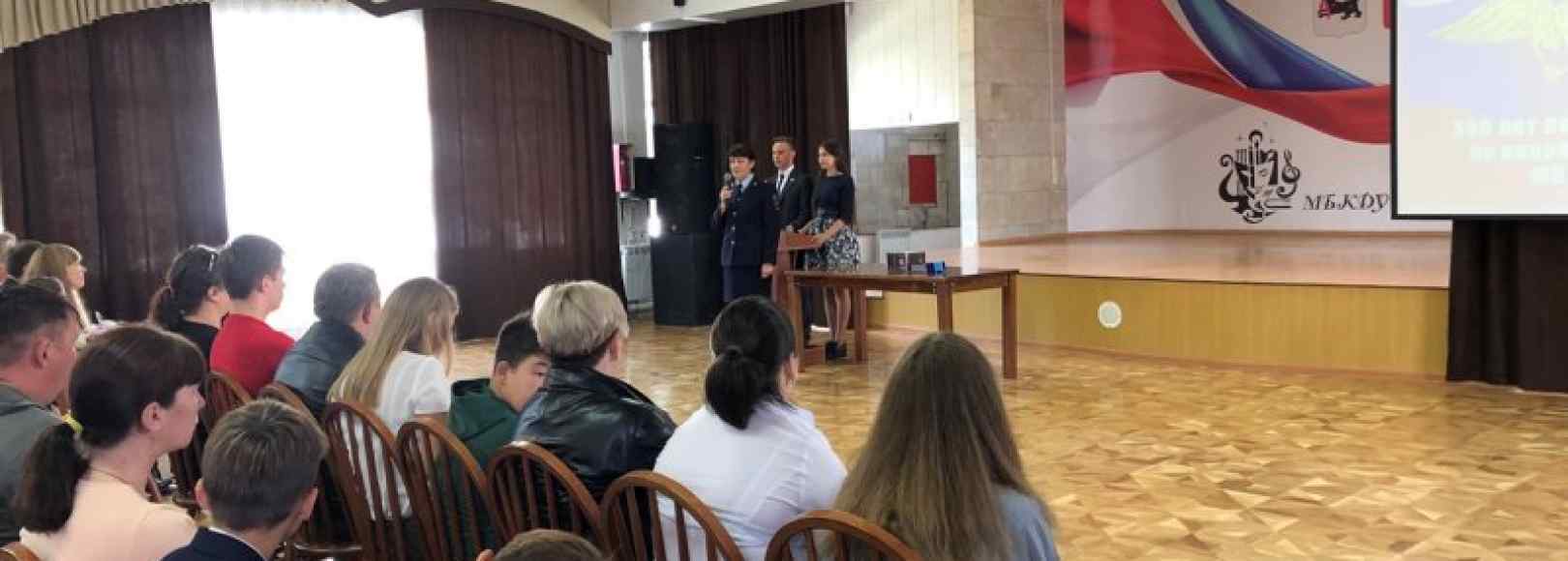 Фотография концертного зала Малый зал Дворца культуры