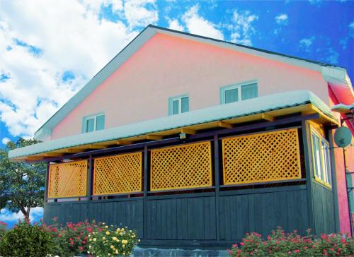 Фотографии гостевого дома
Эдельвейс