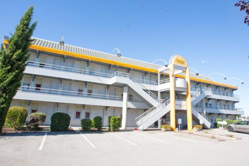 Фотография гостиницы Première Classe Dijon Nord - Zénith