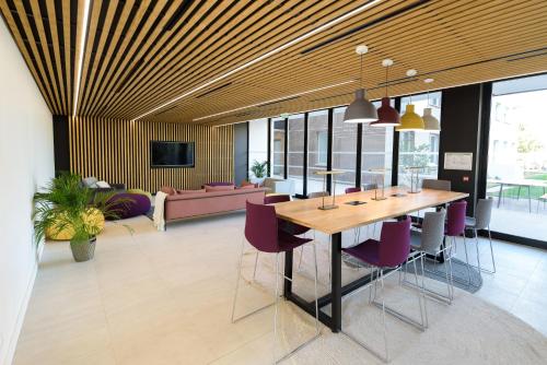 Фотографии апарт отеля 
            Résidence SWEETLY Alexandrin