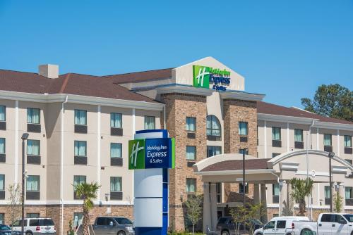 Фотография гостиницы Holiday Inn Express and Suites Houston North - IAH Area, an IHG Hotel