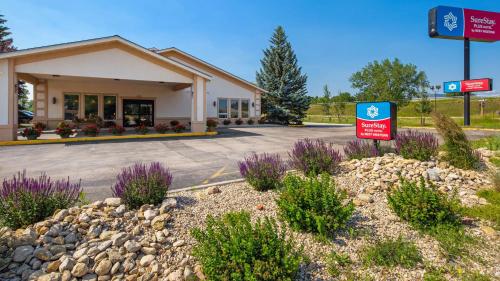 Фотография гостиницы SureStay Plus Hotel by Best Western Buffalo