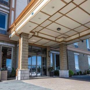 Фотографии гостиницы
Comfort Hotel Bayer's Lake