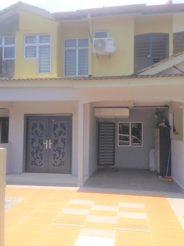 Фотография гостевого дома 35, Jalan Seri Bayu 18