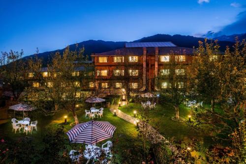 Фотография гостиницы Honeymoon Inn Manali