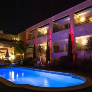 Фотографии гостиницы
Logis Hôtel La Fauceille