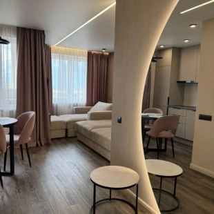 Фотография квартиры Квартира Дизайнерская Студия на Троих Конституции 5/1