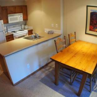 Фотографии гостевого дома 
            Fireside Lodge #419 By Bear Country