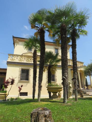 Фотография мини отеля B&B STAZIONE DON CAMILLO