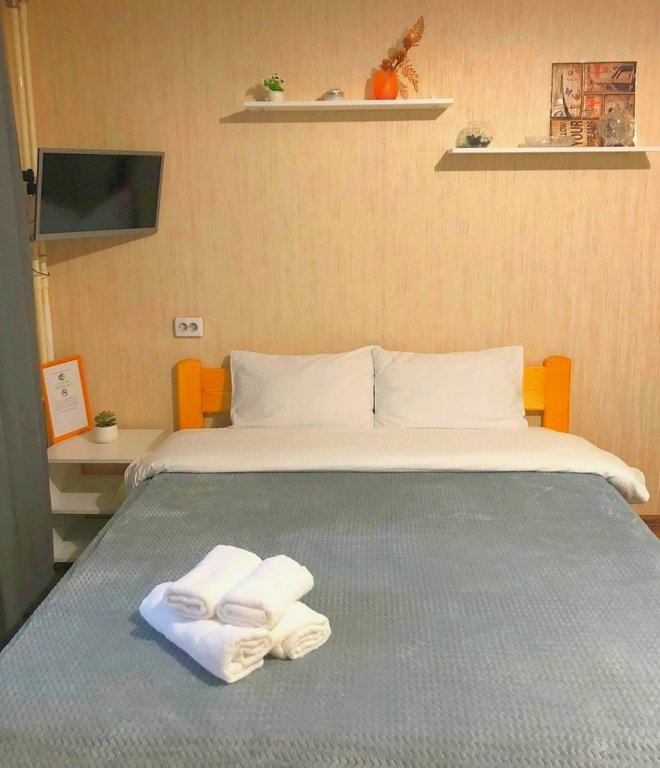 Фотография квартиры Апартаменты GoldApart Братьев Кашириных 111