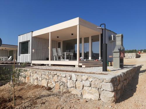 Фотография гостевого дома BUQEZ ECO RESORT Beachvilla Bona Haus 16