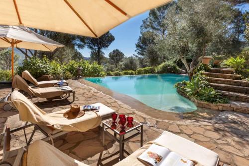 Фотографии гостевого дома
La Casa Roja