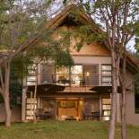 Фотография гостиницы Victoria Falls Safari Suites