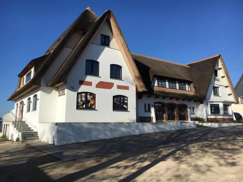 Фотография гостиницы Hotel La Chaumiere