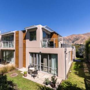 Фотографии апарт отеля
Belvedere Apartments