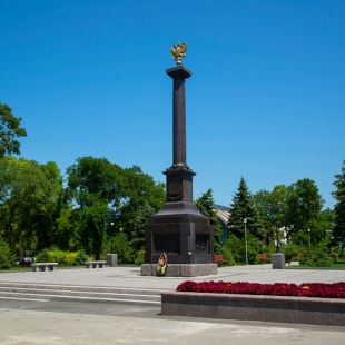 Фотография памятника Стела Воинской Славы