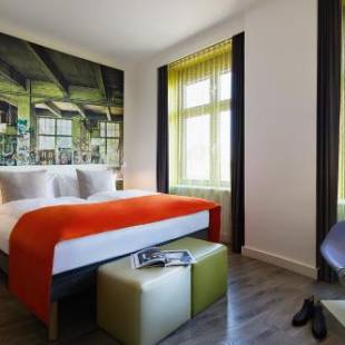 Фотографии гостиницы 
            Hotel Indigo Berlin – Ku’damm, an IHG Hotel