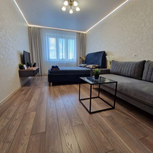 Фотографии квартиры 
            Квартира Виталий HouseRent Трёхкомнатная по ул. Рината Галеева, 31