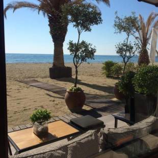 Фотографии гостиницы 
            Hotel Avra