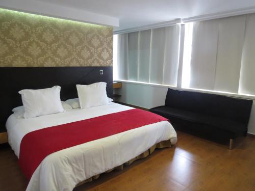 Фотография гостиницы Hotel León Dorado