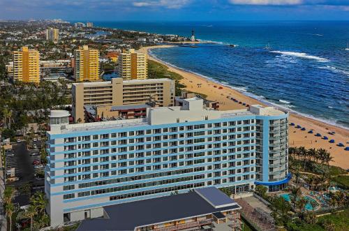 Фотография гостиницы Residence Inn Fort Lauderdale Pompano Beach/Oceanfront