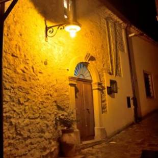 Фотографии гостевого дома 
            San Nicolò Holiday Home