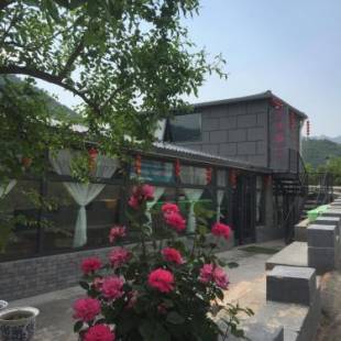 Фотографии мини отеля 
            Beijing Huanghuacheng Water Great Wall Derunju Guesthouse
