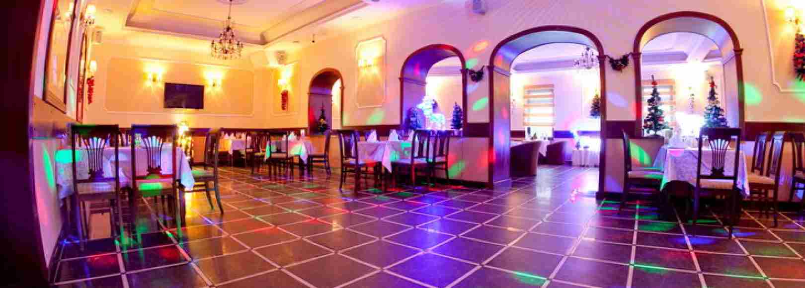 Фотография банкетного зала Хрустальный