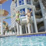 Фотография гостиницы Crown Reef Beach Resort and Waterpark