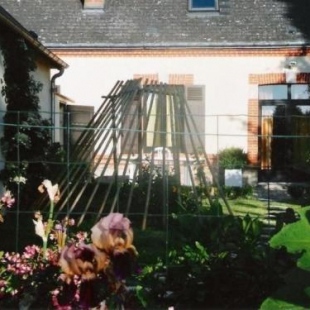 Фотография гостевого дома Gîte Chécy, 2 pièces, 2 personnes - FR-1-590-9