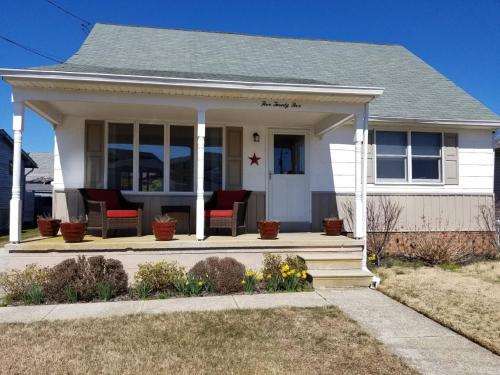 Фотография мини отеля ⭐️The Lucky 7 Beach House⭐️Water view⭐️4 bedroom⭐️