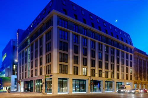 Фотография гостиницы Holiday Inn Express - Berlin - Alexanderplatz, an IHG Hotel