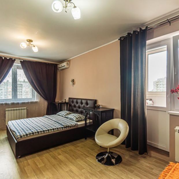 Фотографии квартиры 
            Апартаменты 1-к Квартира на Лукачева 4