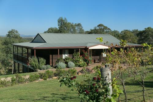 Фотография гостевого дома North Lodge Clan Cottage