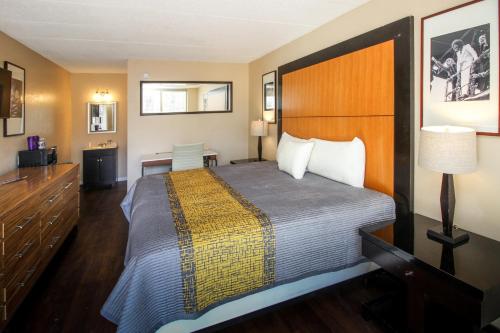 Фотография гостиницы APM Inn and Suites