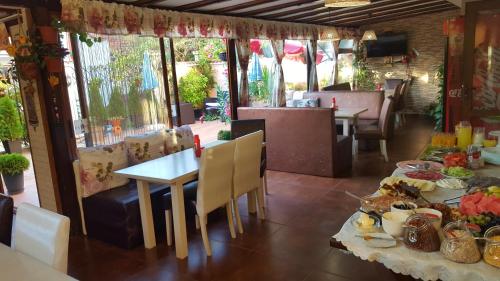 Фотография гостиницы Priyateli - Friends