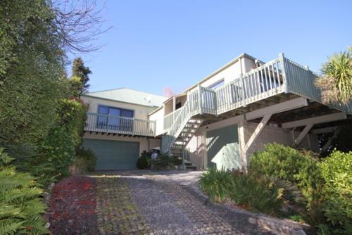 Фотография гостевого дома 17 Alpine Avenue