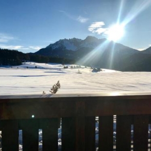 Фотография гостевого дома Mansarda con vista sulle Dolomiti