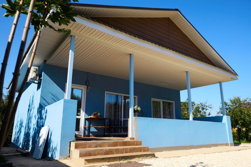 Фотография Коттеджа Частный дом с террасой Василек