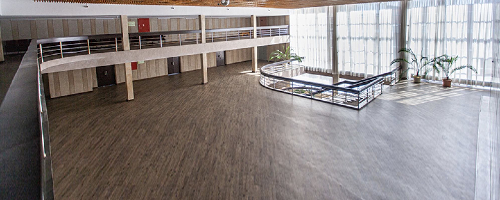 Фотографии фойе ДК Октябрь Фойе 2 го этажа