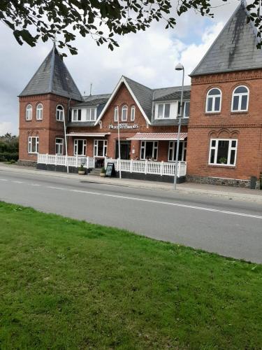 Фотография гостиницы Gredstedbro Hotel