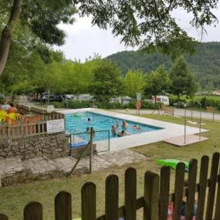 Фотографии гостевого дома 
            Càmping - Hotel rural La soleia d'Oix