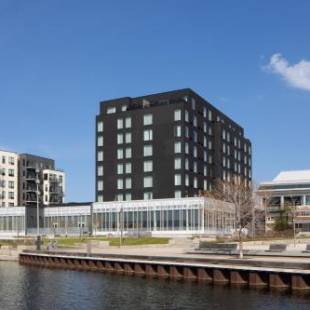 Фотографии гостиницы 
            Delta Hotels by Marriott Thunder Bay