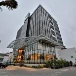 Фотография гостиницы Hotel California Bandung