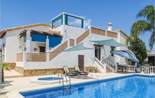 Фотография гостевого дома Three-Bedroom Holiday Home in Rojales