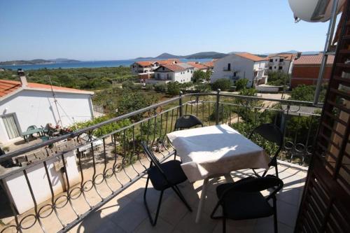 Фотография гостевого дома Apartments with a parking space Tribunj, Vodice - 6223