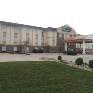 Фотографии гостиницы 
            Holiday Inn Express Hotel & Suites Bloomington-Normal University Area, an IHG Hotel