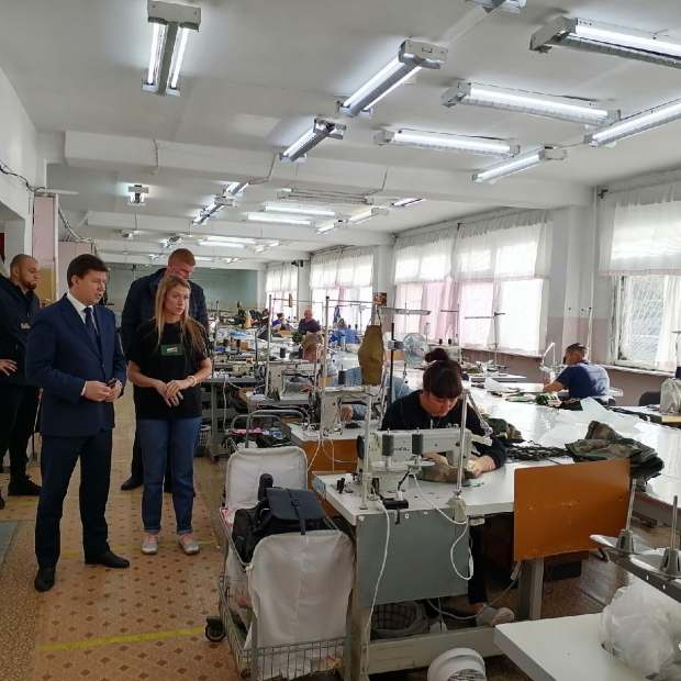 Фотографии предприятий 
            Губахинская швейная фабрика